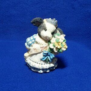 Mary's Moo Moos Bovine Beauty Figurine Enesco 125652 Cow Beauty Contestant